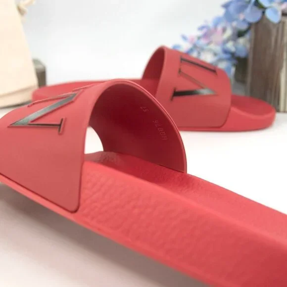 Valentino VLTN Rosso Red Rubber Pool Slides 37 NIB - Picture 8 of 8
